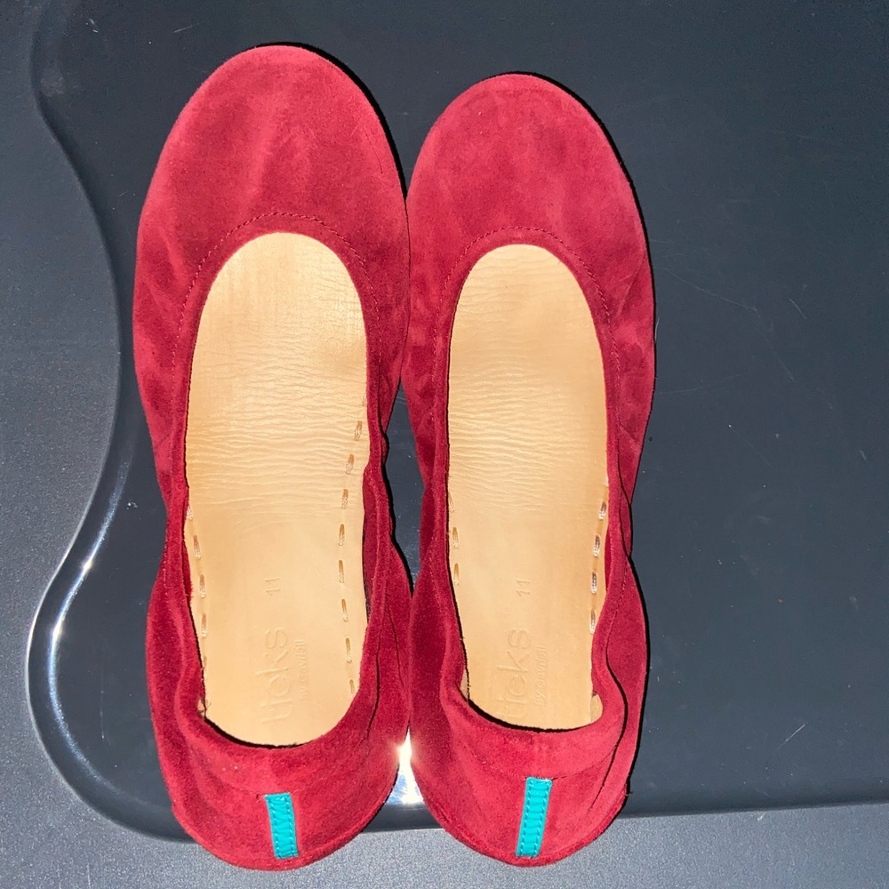 Rouge Red Tieks! Like New!